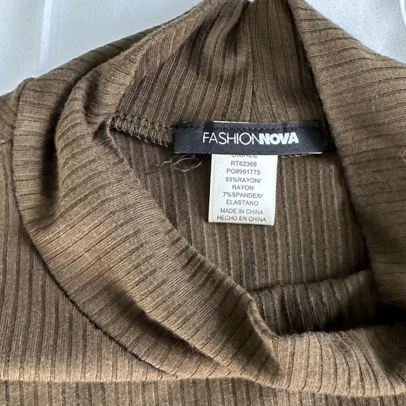 Olive Green Ribbed Top - Picture 2 of 3